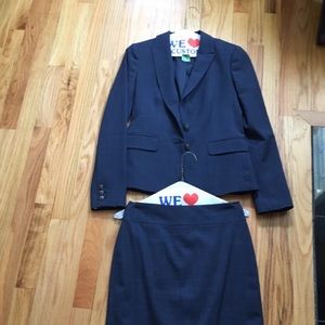 Navy Banana Republic Suit (Blazer/Skirt) Sz 0